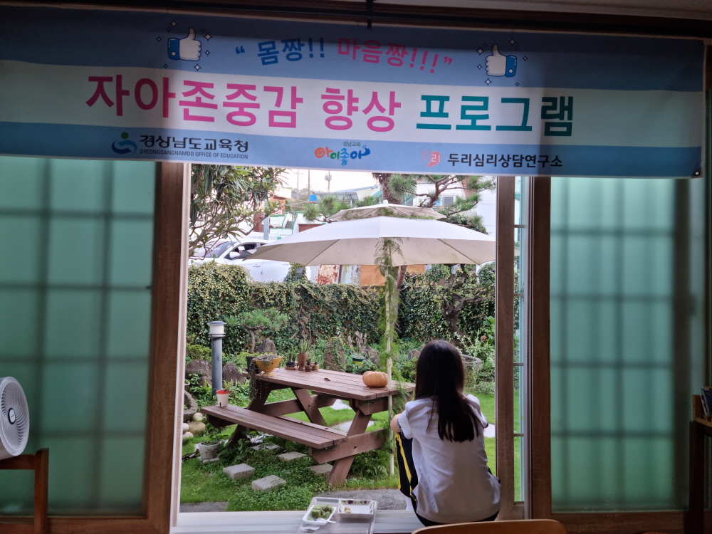 3695294320_RKVzgJd8_1f3a877418e55372a31ac83a8461f8132907e029.jpg 이미지크게보기